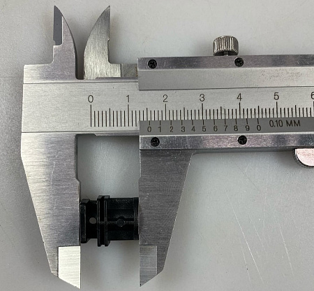 Корпус D-Sub L17DTZK37KFM Amphenol