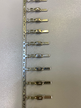Контакт 962883-1 AMP
