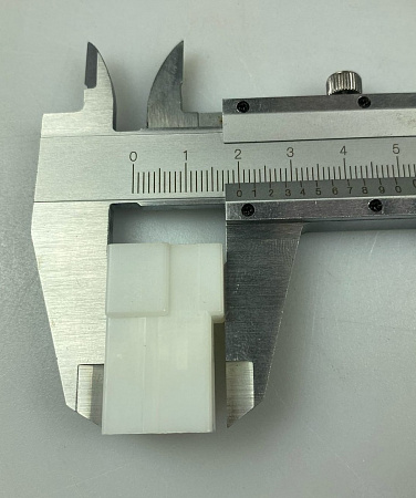 Колодка (разъем) 0-180908-0 AMP