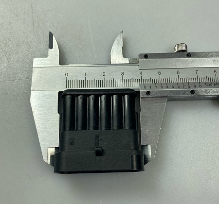 Разъем 0-0282108-1 AMP (колодка гнездовая 6 конт.)