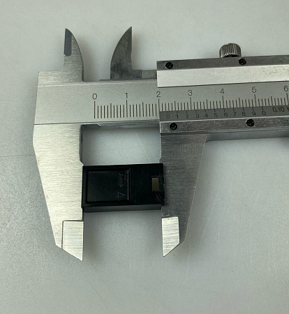 Колодка 280637 АМР (вилка 2x4)