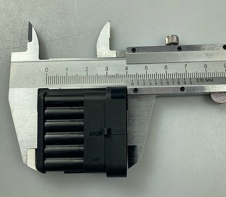 Разъем 0-0282108-1 AMP (колодка гнездовая 6 конт.)