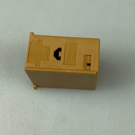 Колодка гнездовая 1-2278597-1 "TE Connectivity"